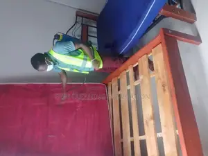 Pest Services in Houses and Restaurants