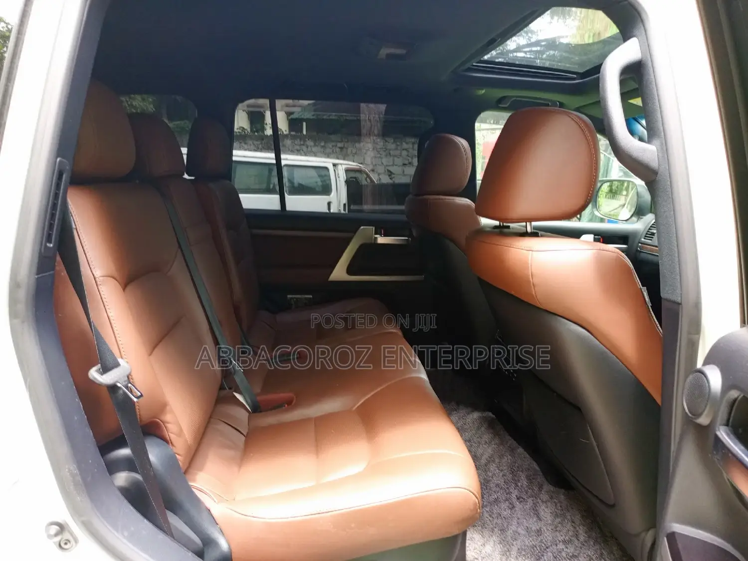 Toyota Land Cruiser 4.6 V8 ZX 2017 Pearl