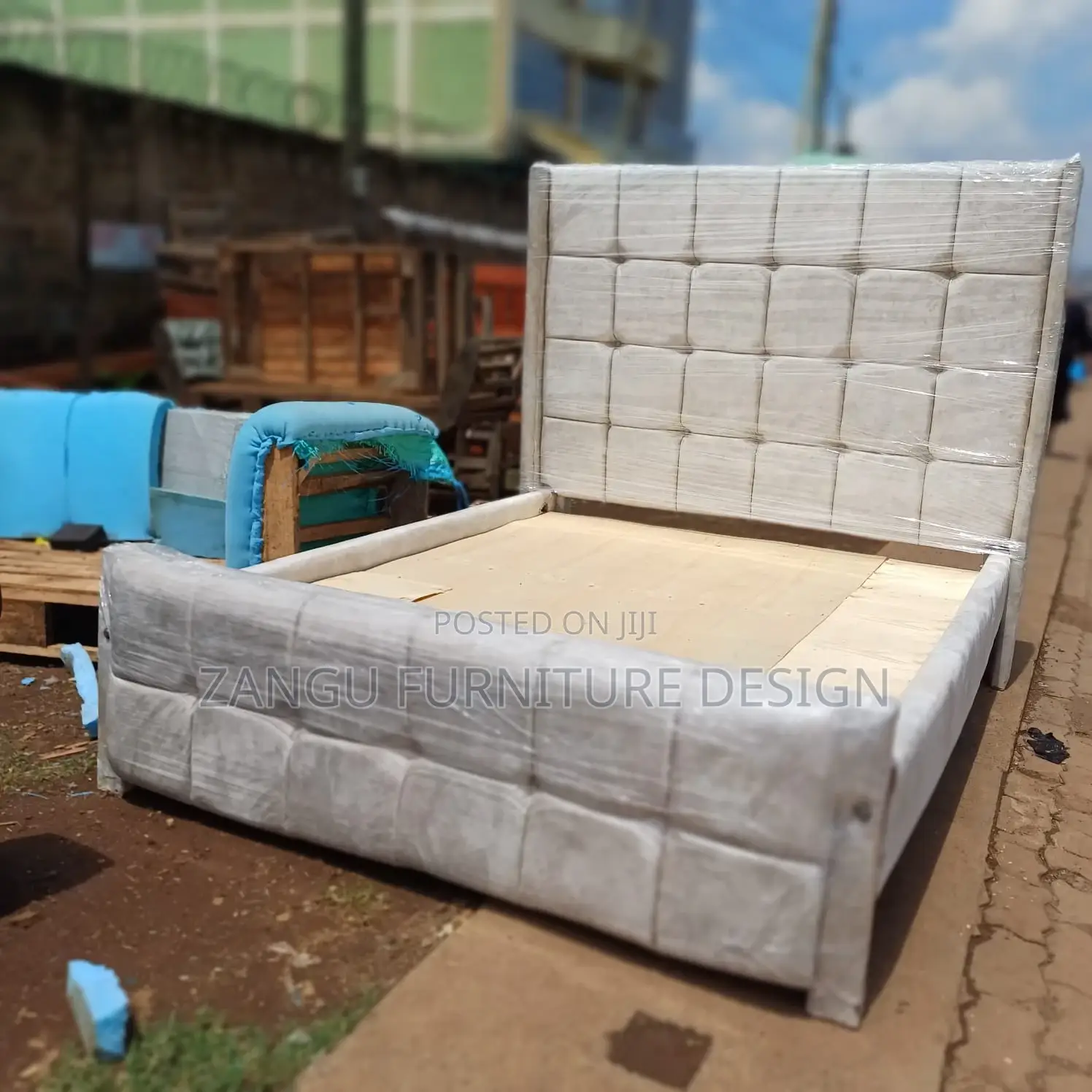 Chester Bed