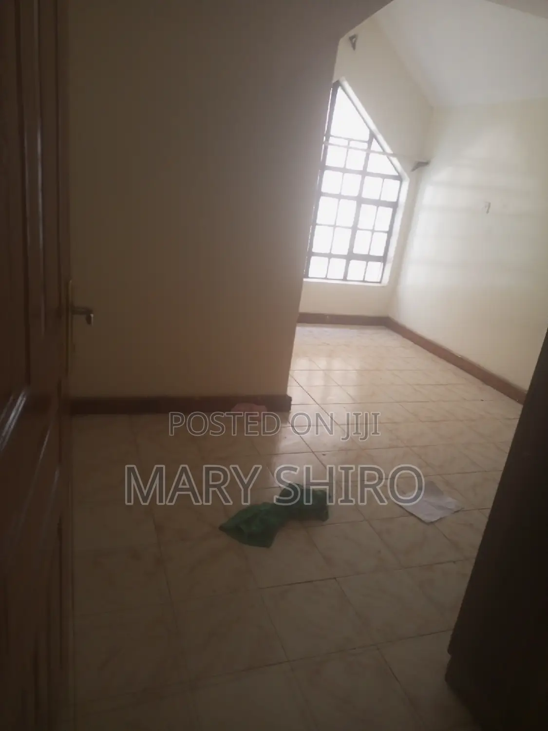 3bdrm Apartment in Tmall, Mbagathi Way for rent
