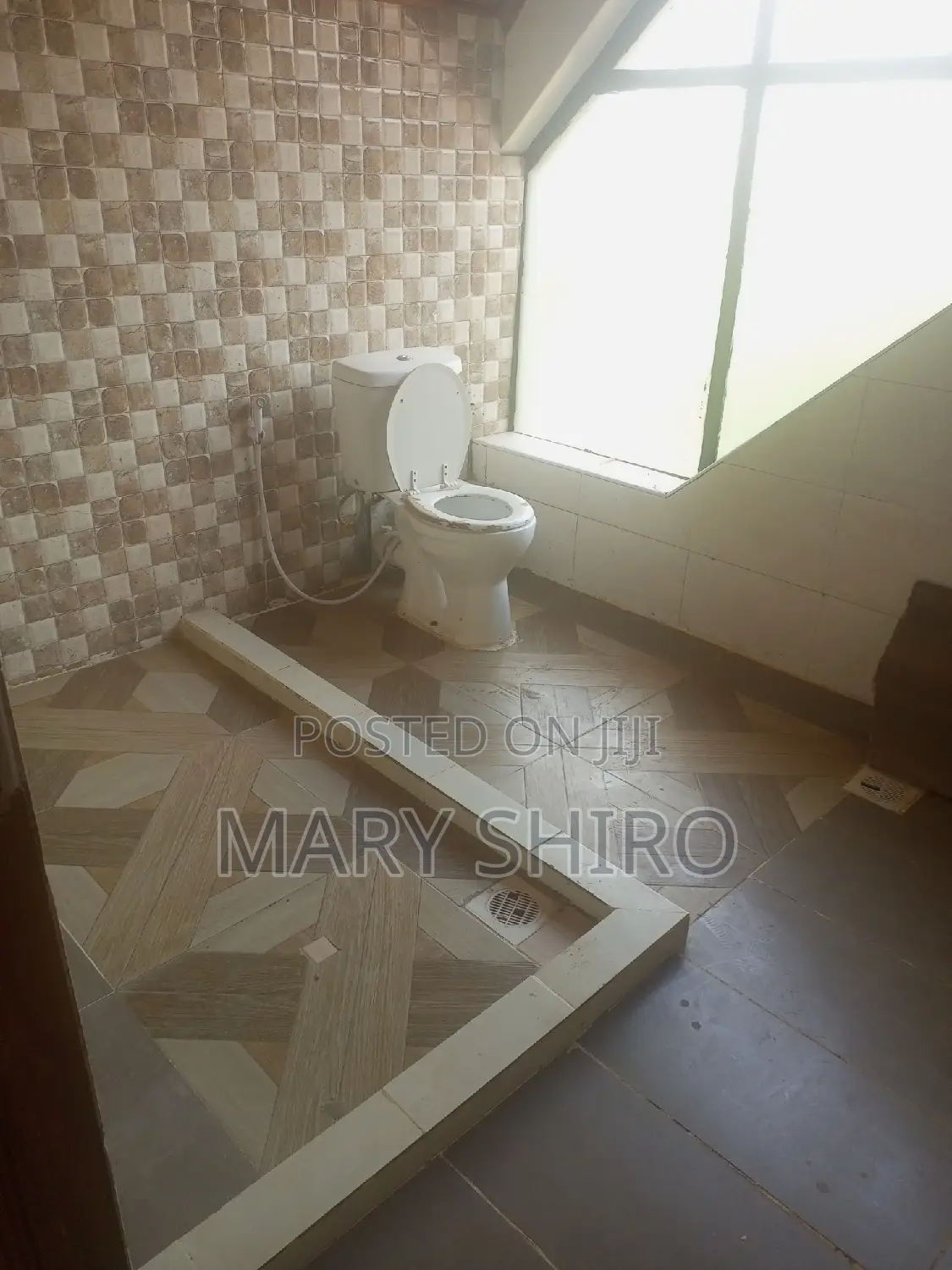 3bdrm Apartment in Tmall, Mbagathi Way for rent