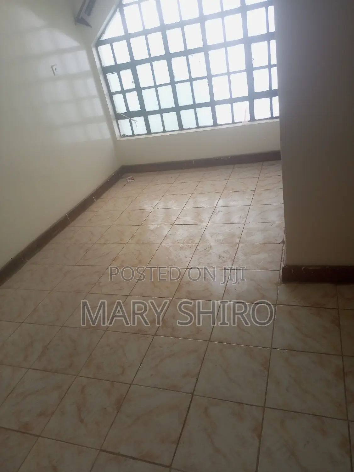 3bdrm Apartment in Tmall, Mbagathi Way for rent