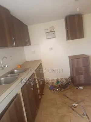 3bdrm Apartment in Tmall, Mbagathi Way for rent