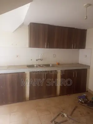 3bdrm Apartment in Tmall, Mbagathi Way for rent