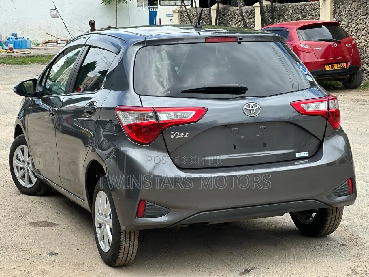 Toyota Vitz 1.3 FWD 5dr 2019 Gray