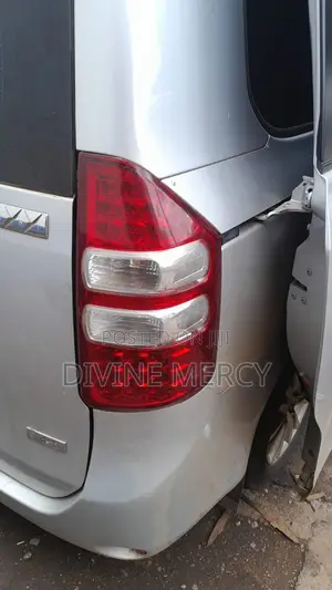 Toyota Noah Tail Lens/Back Lens