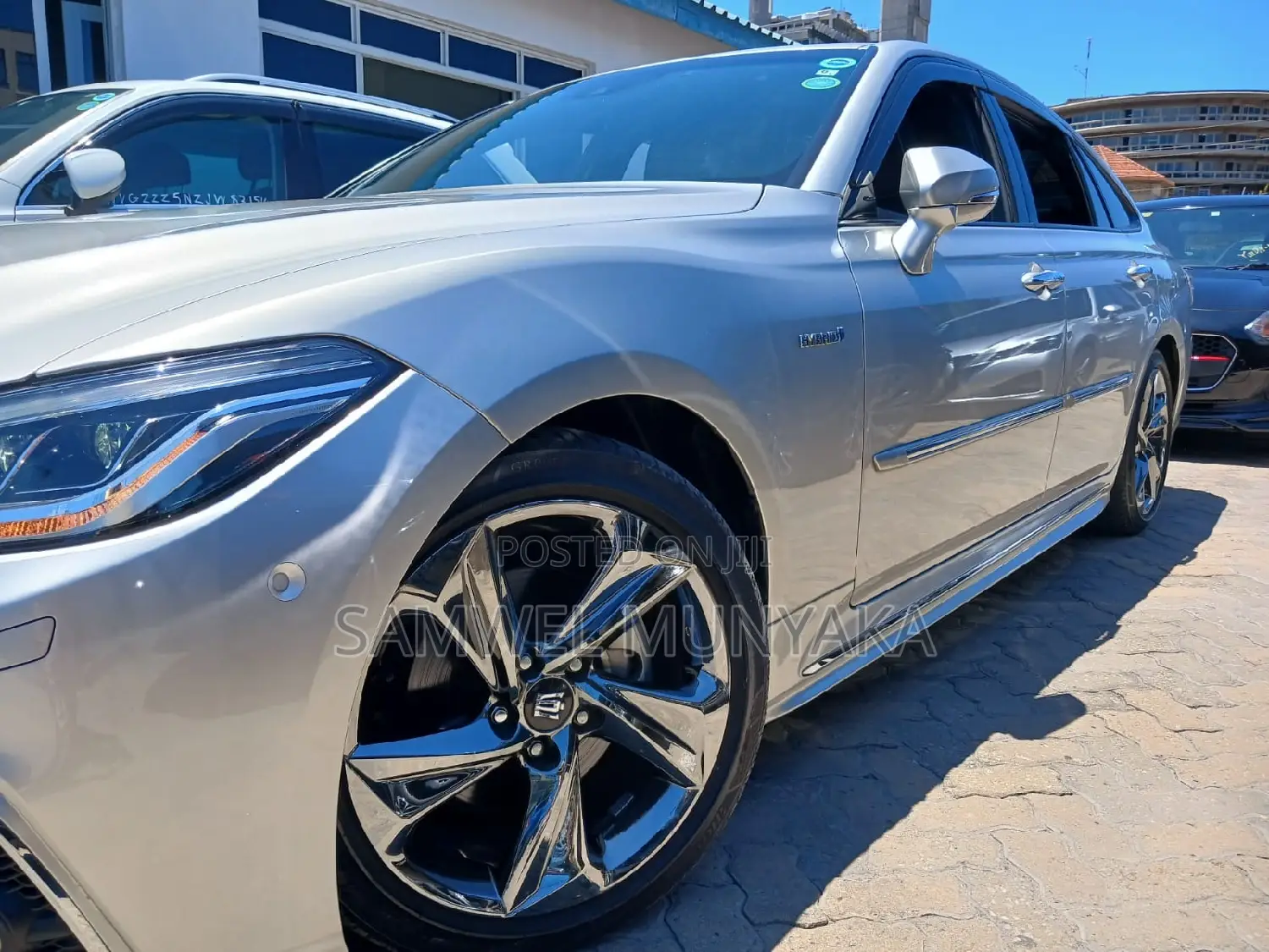 Toyota Crown Majesta 2.5 AWD Hybrid 2017 Silver