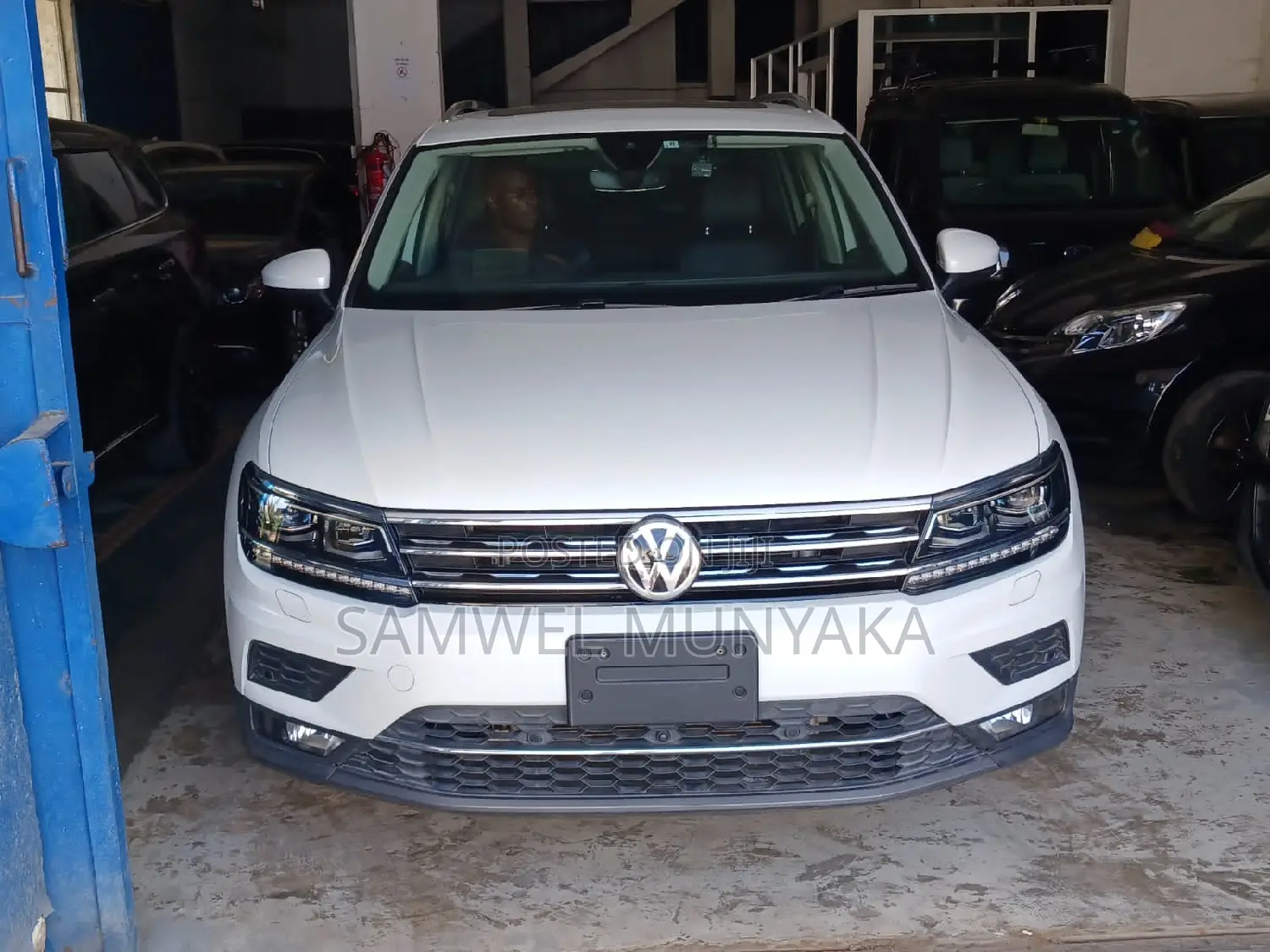Volkswagen Tiguan 2.0T Sport FWD 2017 Pearl