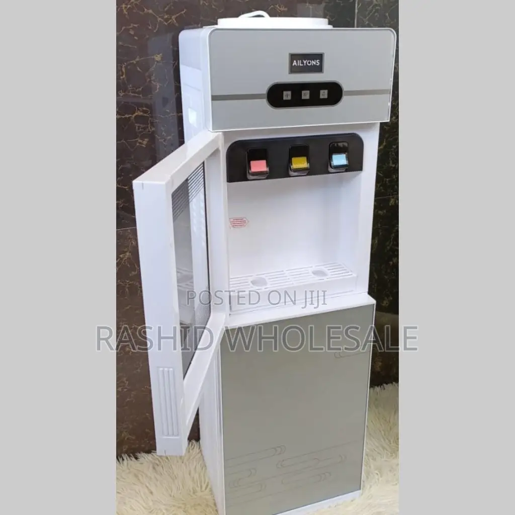 ✓ 3 Tapes Dispenser