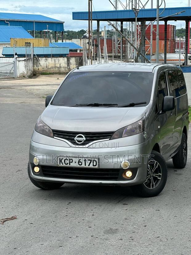 Nissan NV200 2012 Grey - thumbnail 9