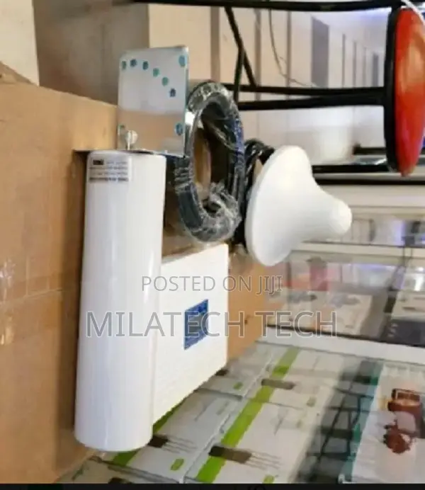 Tri-Band 2g 3g 4g Mobile Signal Booster Voice Boos