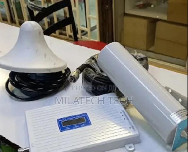 New Cellular Signal Booster 2G 3G 4G Signal Booster Tri-Band