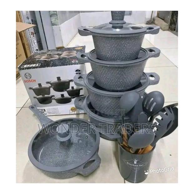 Kitchenware Set and Silicone Spoon Set - main view