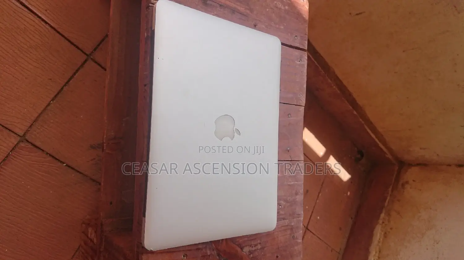 Laptop Apple MacBook Pro 2015 16GB Intel Core I5 SSD 256GB
