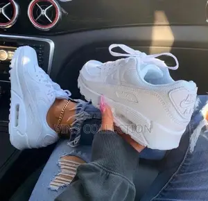 Nike Airmax 90 Lucky Charm White