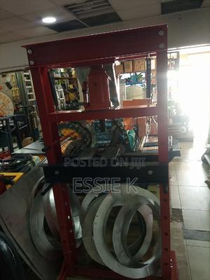 30t Hydraulic Shop Press - main view