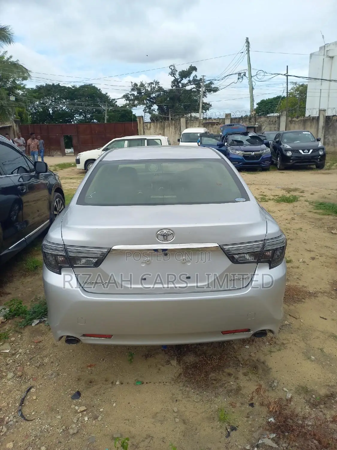 Toyota Mark X 2.5 AWD 2017 Silver