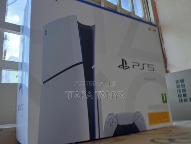 Sony Playstation 5 (Ps5) Slim 1tb Disc Version - main view