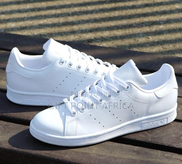 Adidas White Unisex Stan Smith Sneakers - main view