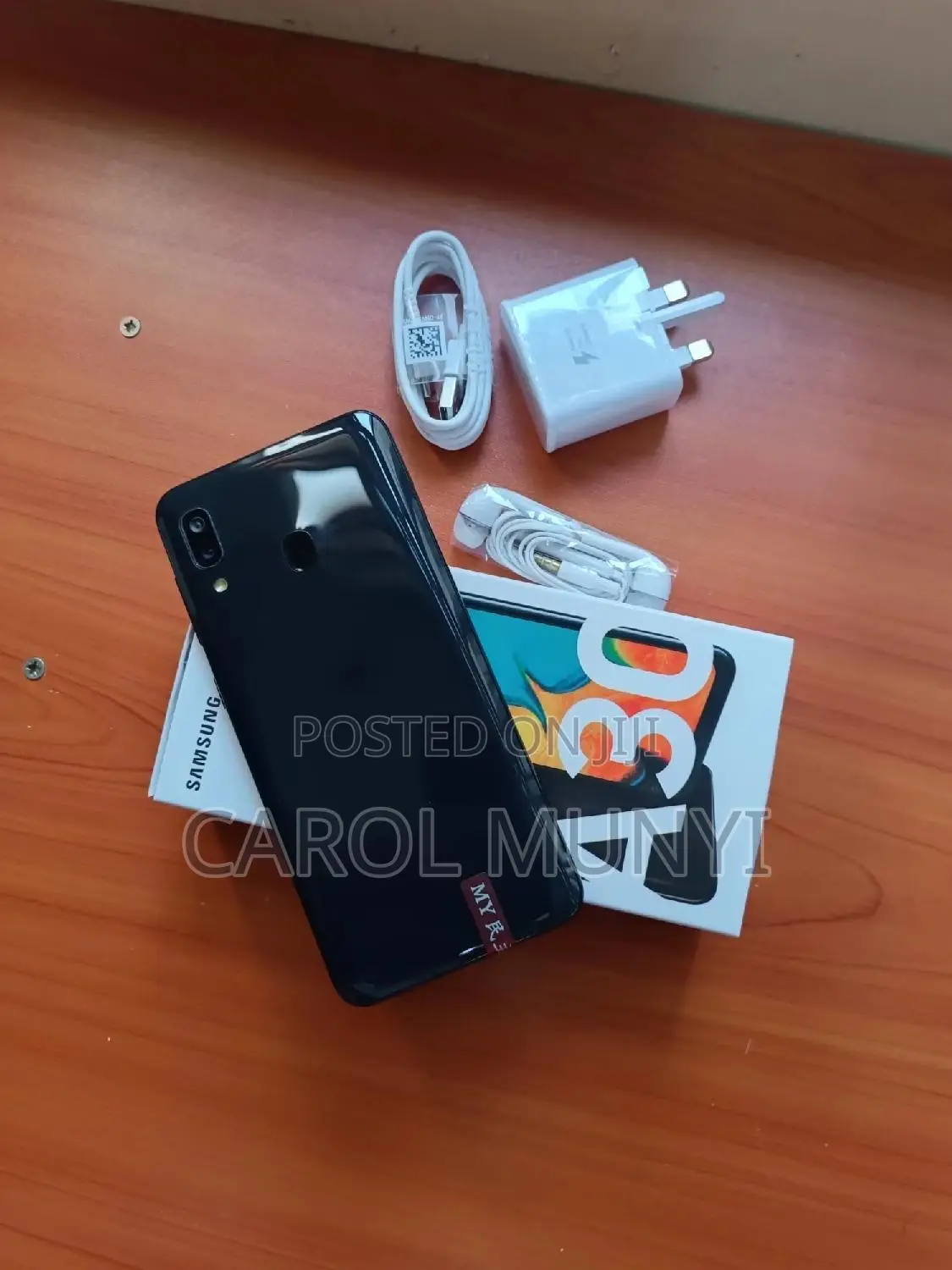 New Samsung Galaxy A30 64 GB Black