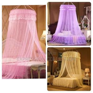 Round/Free Mosquito Nets - main view