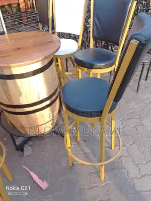 Restaurants and Bar High Chairs