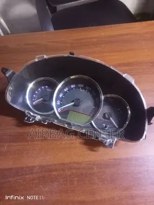 Auris Clock