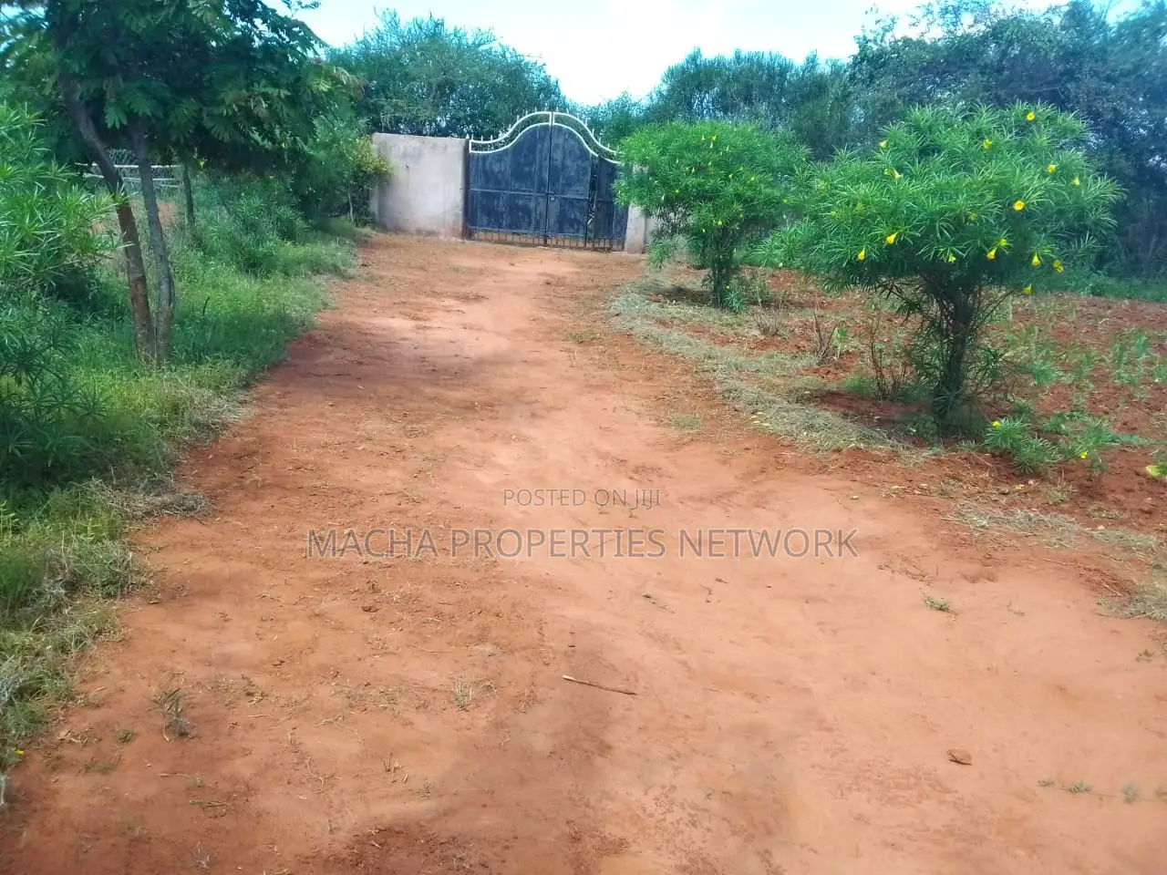 3bed Roomed for Quick Sale Kes2.5M Within 1 Quatre Acre Land