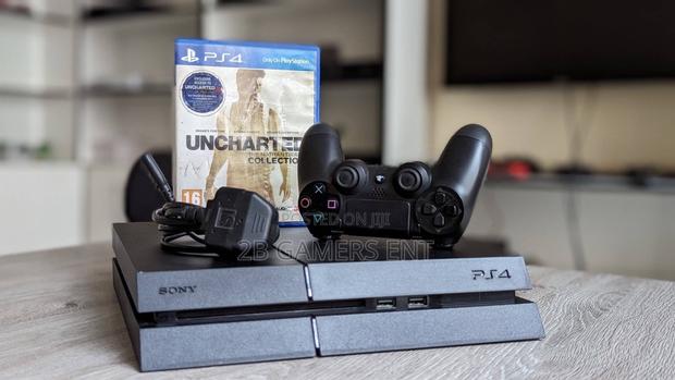 Ps4 Standard Version, Uncharted - main view