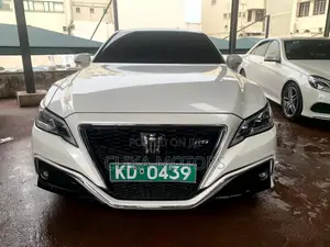 Toyota Crown 2019 White