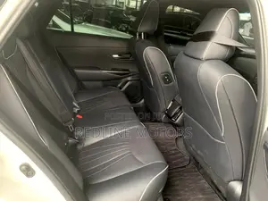 Toyota Crown 2019 White