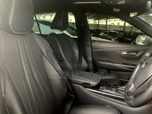 Toyota Crown 2019 White