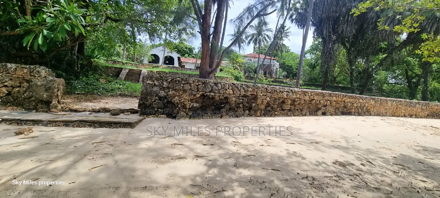 Serena 1/4 Acre Beach Plot for Sale