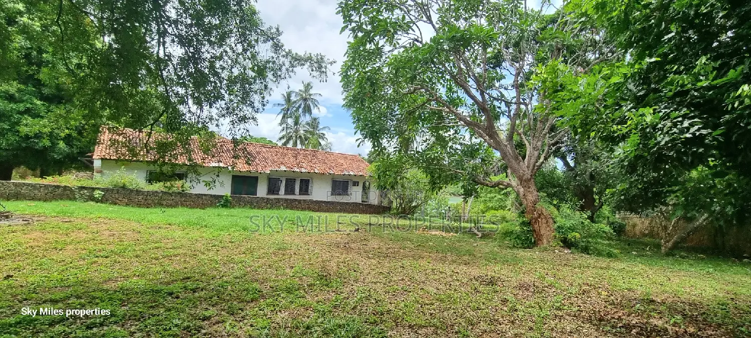 Serena 1/4 Acre Beach Plot for Sale