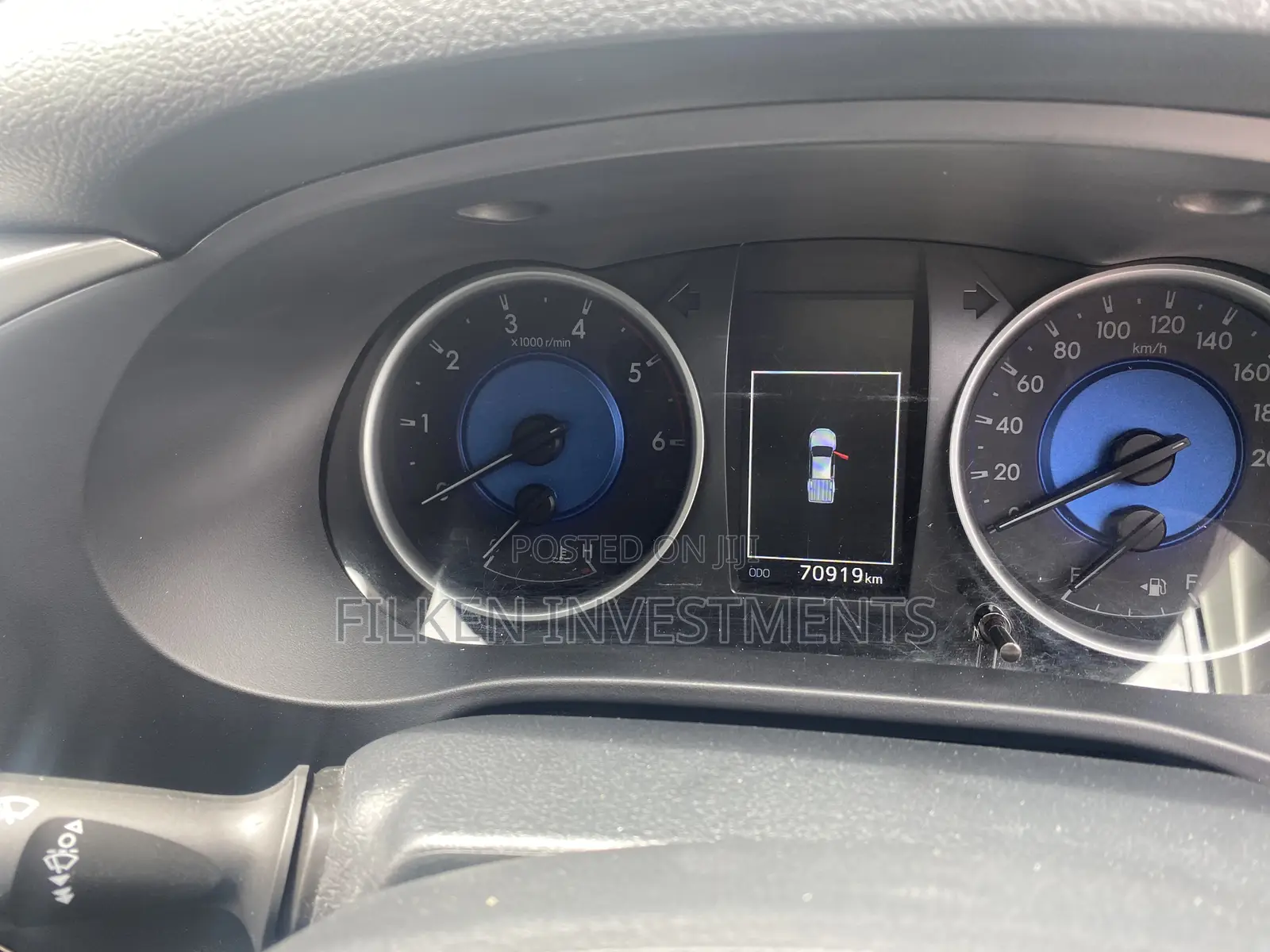 Toyota Hilux 2019 Blue