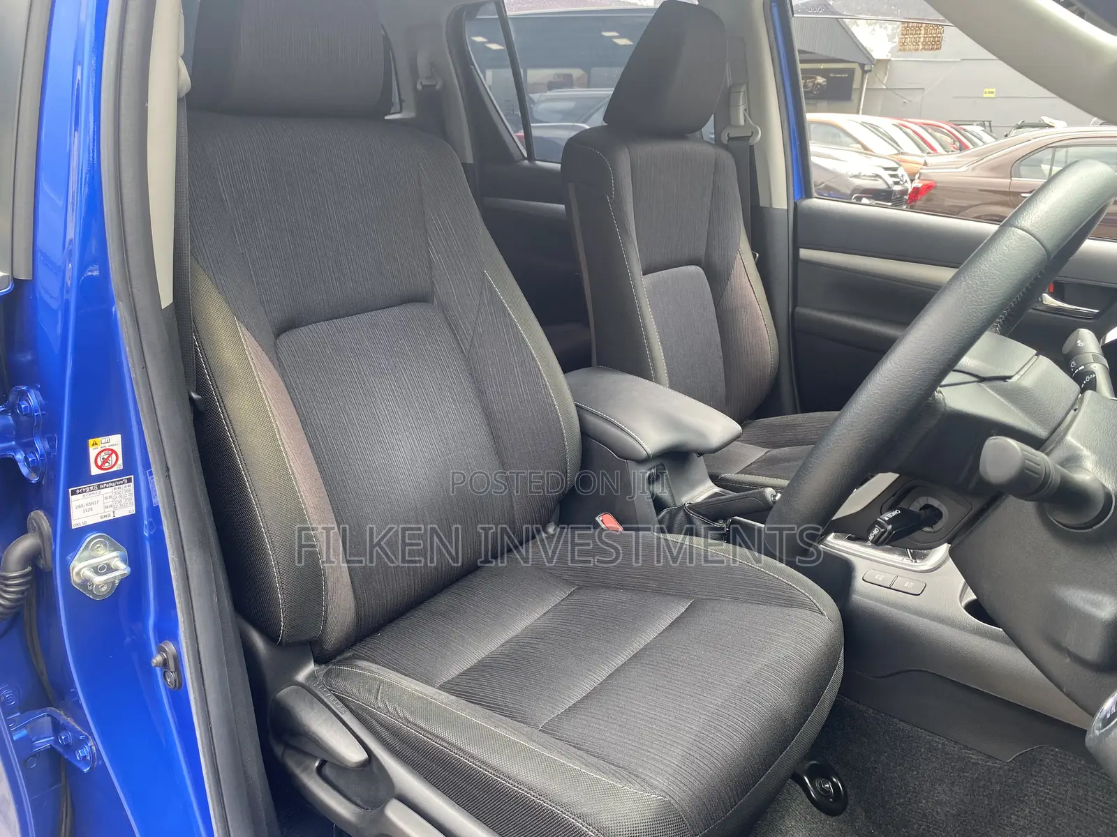 Toyota Hilux 2019 Blue