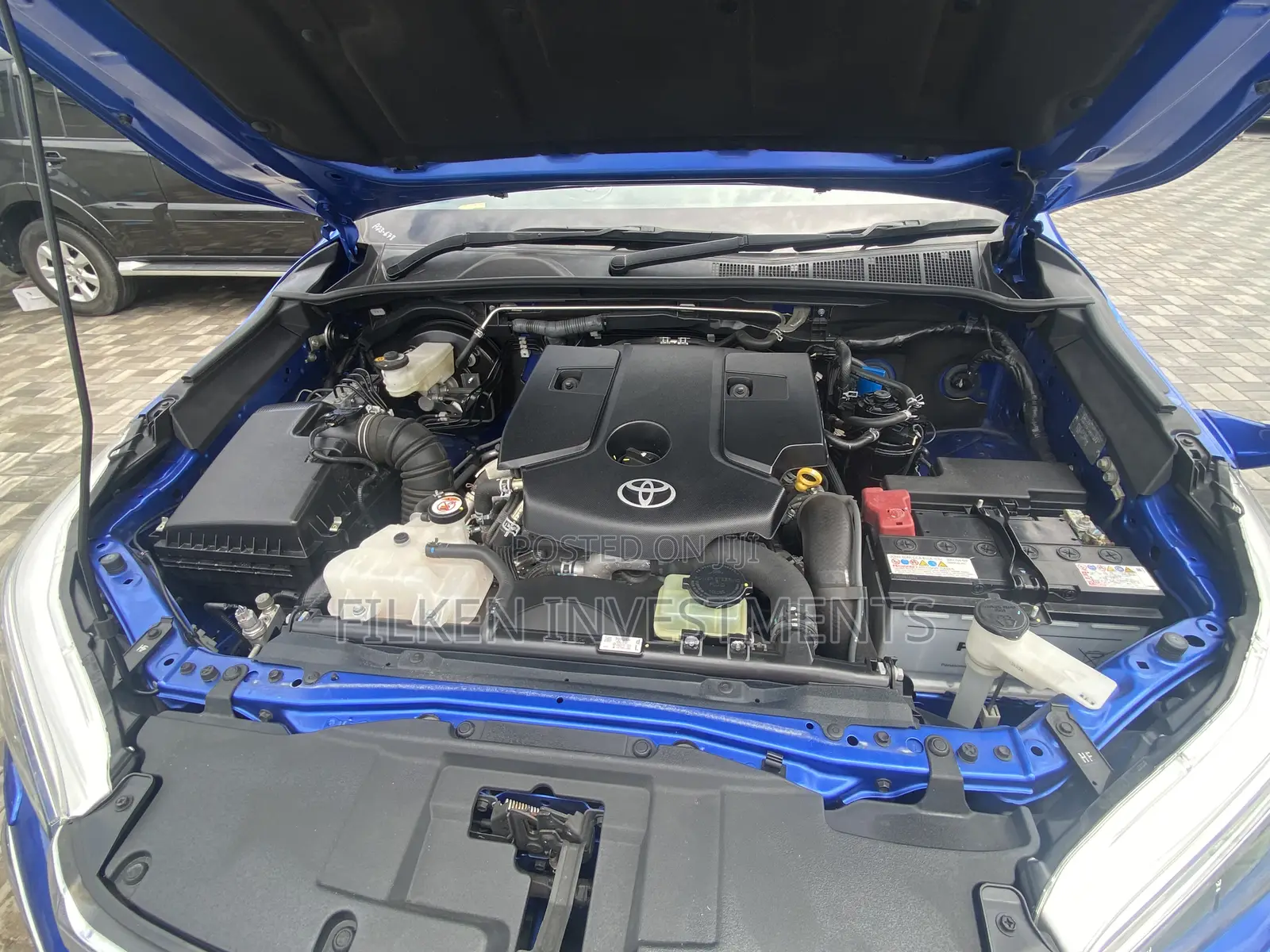 Toyota Hilux 2019 Blue