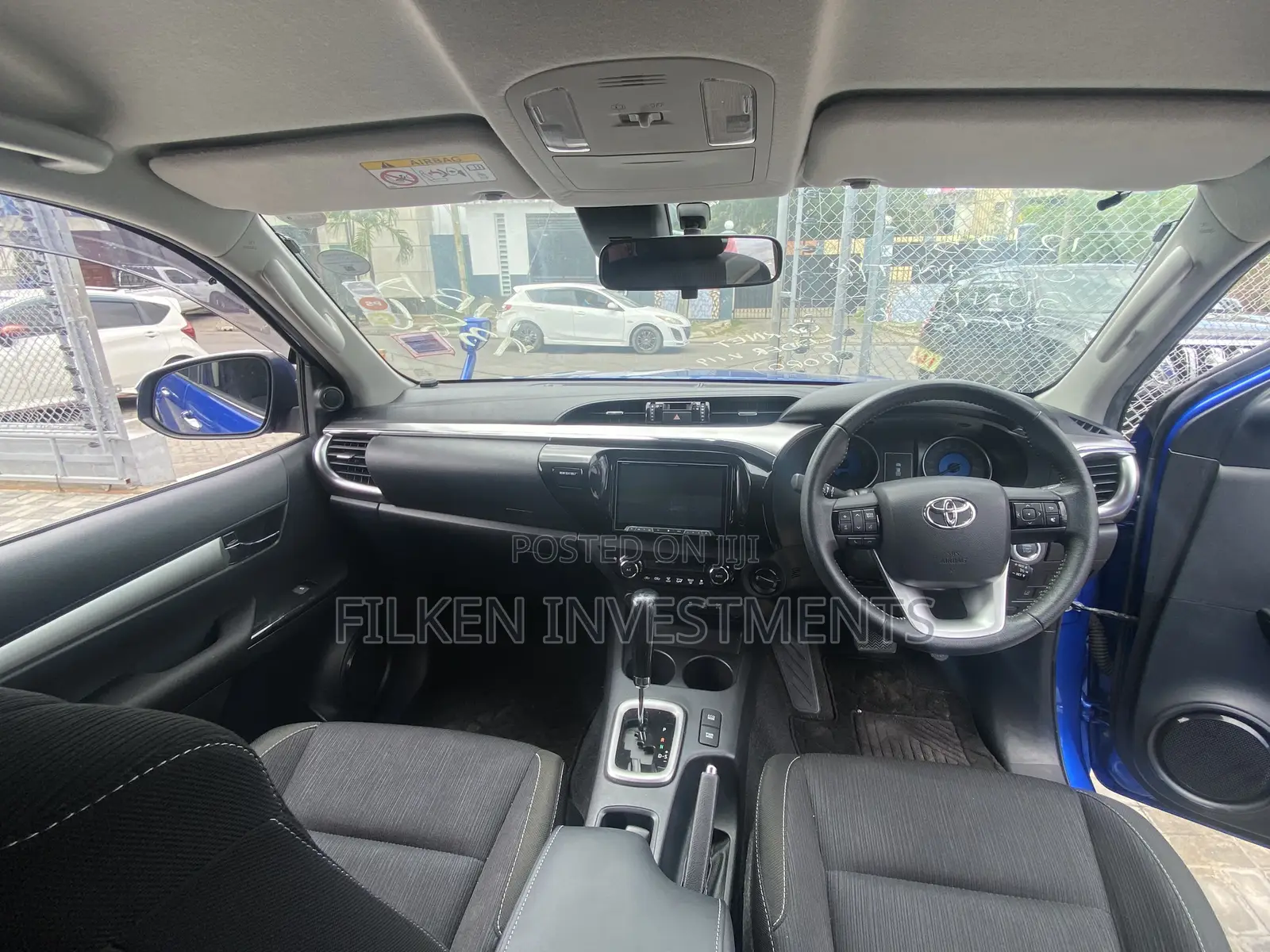 Toyota Hilux 2019 Blue