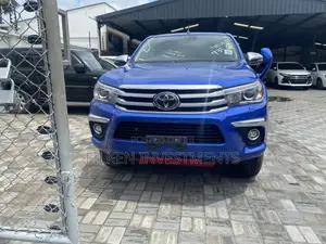 Toyota Hilux 2019 Blue