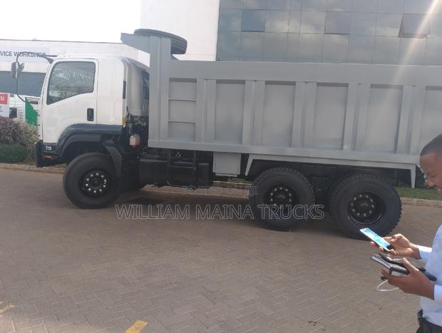 Isuzu FVZ (Bluepower) 2024 White - thumbnail 6