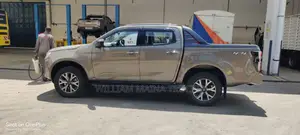 New Isuzu D-MAX 2024 Gray