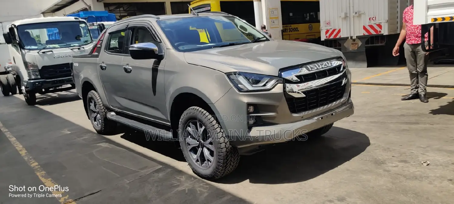 New Isuzu D-MAX 2024 Gray