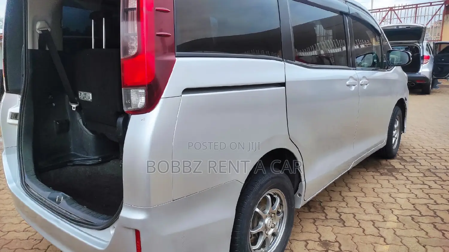Toyota Noah Newshape Available for Car Hire/ Rental