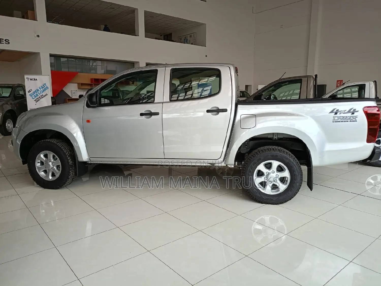 New Isuzu D-MAX 2024 Silver