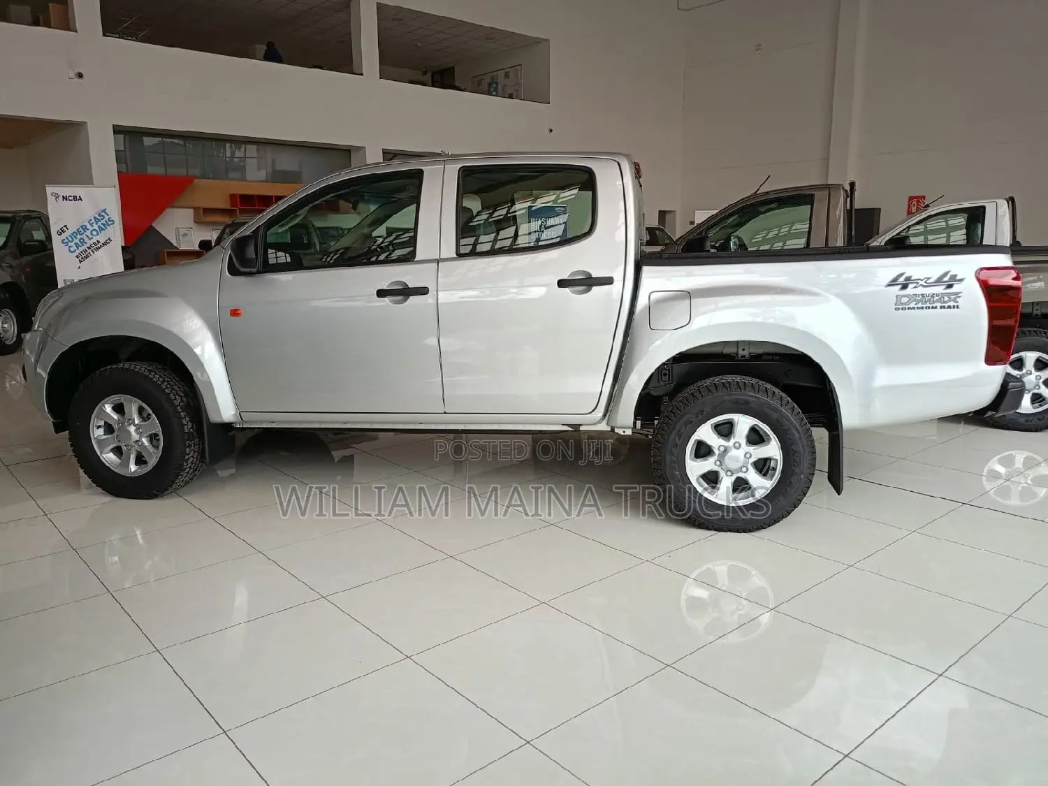 New Isuzu D-MAX 2024 Silver