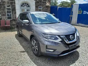 New Xtrail Newshape Available for Car Hire/ Rental