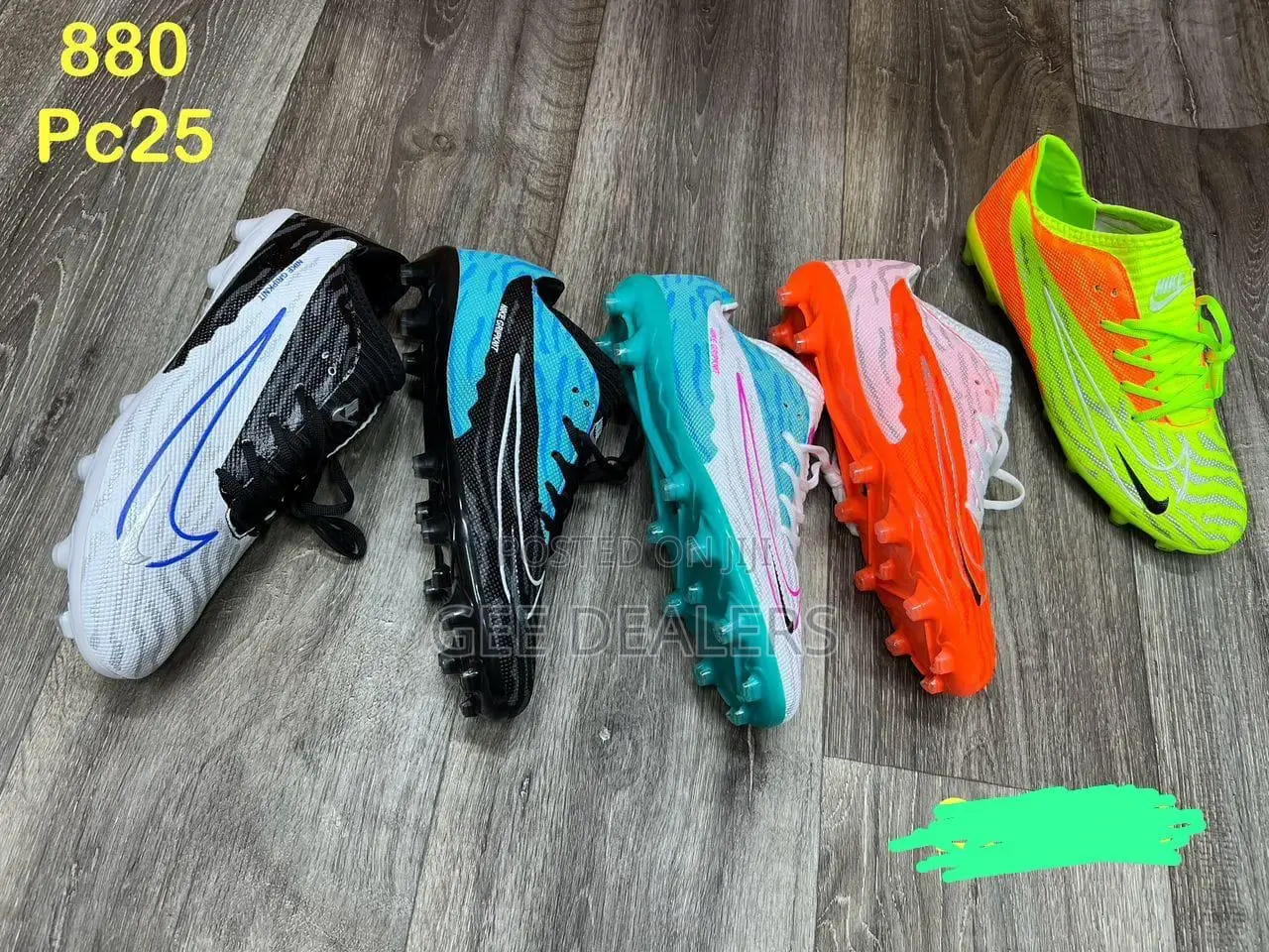 Phantom Football Boots Size 40-45