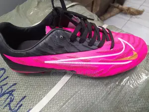 Phantom Football/Soccer Boots Size 40-45