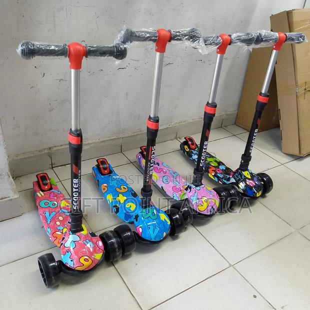 Three Wheels Adjustable Kids Scooters With Music - main view