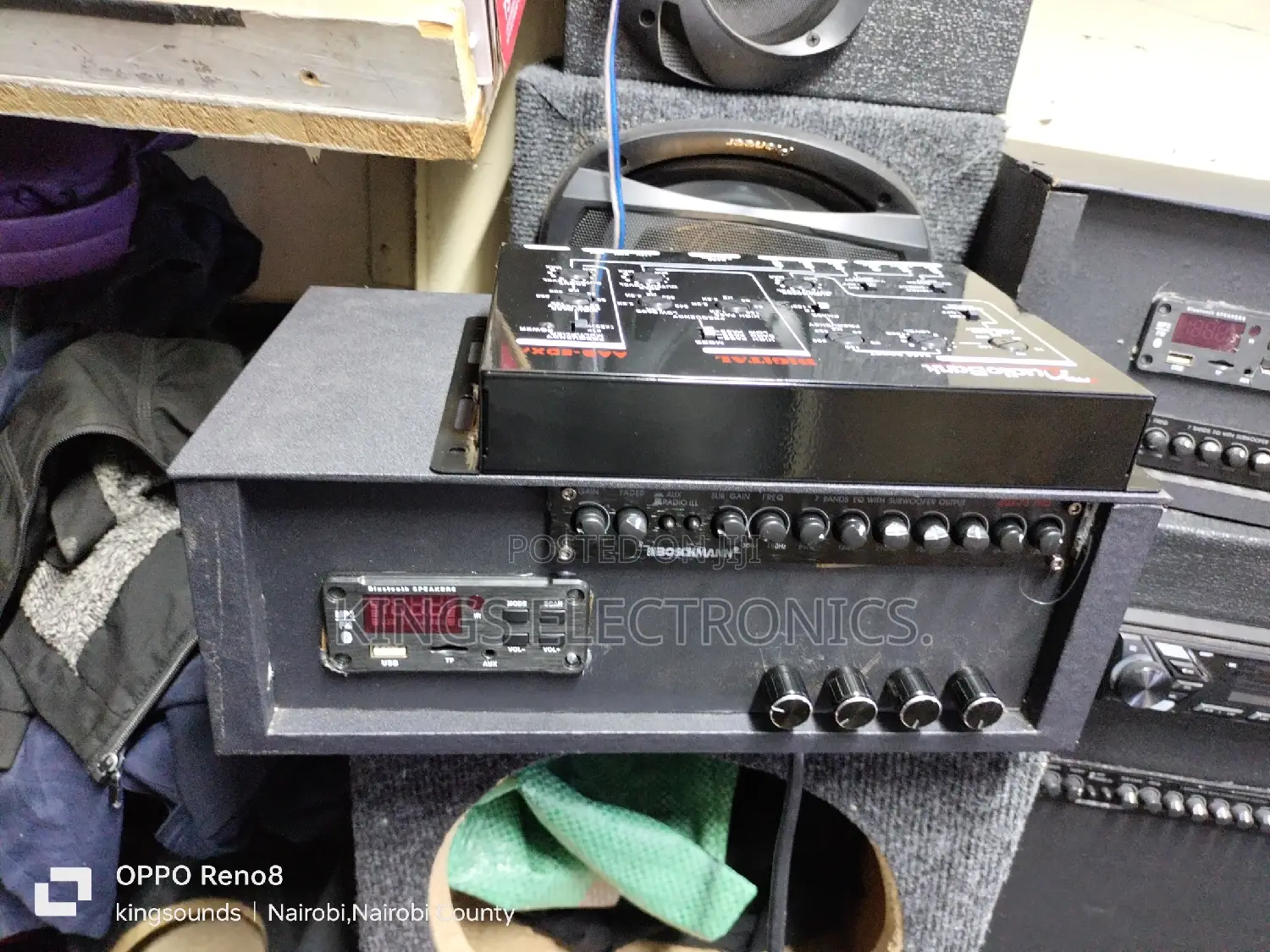 Rellay Amplifier With Crossover